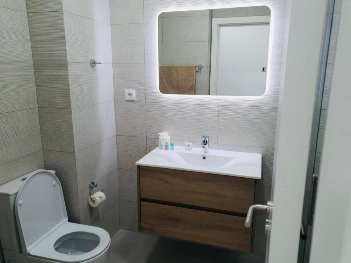 Central Lagos Apt With Marina Views Near Beaches Екстериор снимка